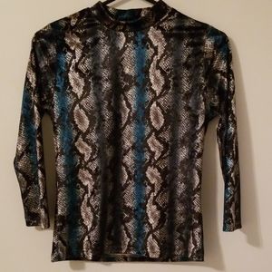 NWOT Snake print top (velvet fabric)